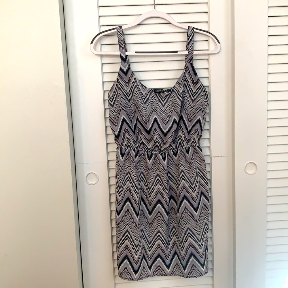 Medium lightweight dress